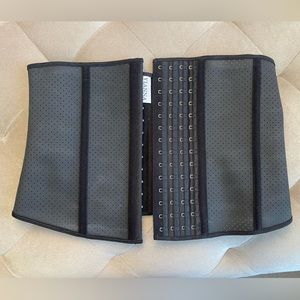 NEW • YIANNA Waist Trainer Latex Underbust Cincher Hourglass - 4 Hooks